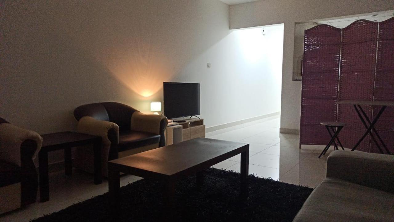 Budget Rental Studio Apartments In Dubai Exterior foto