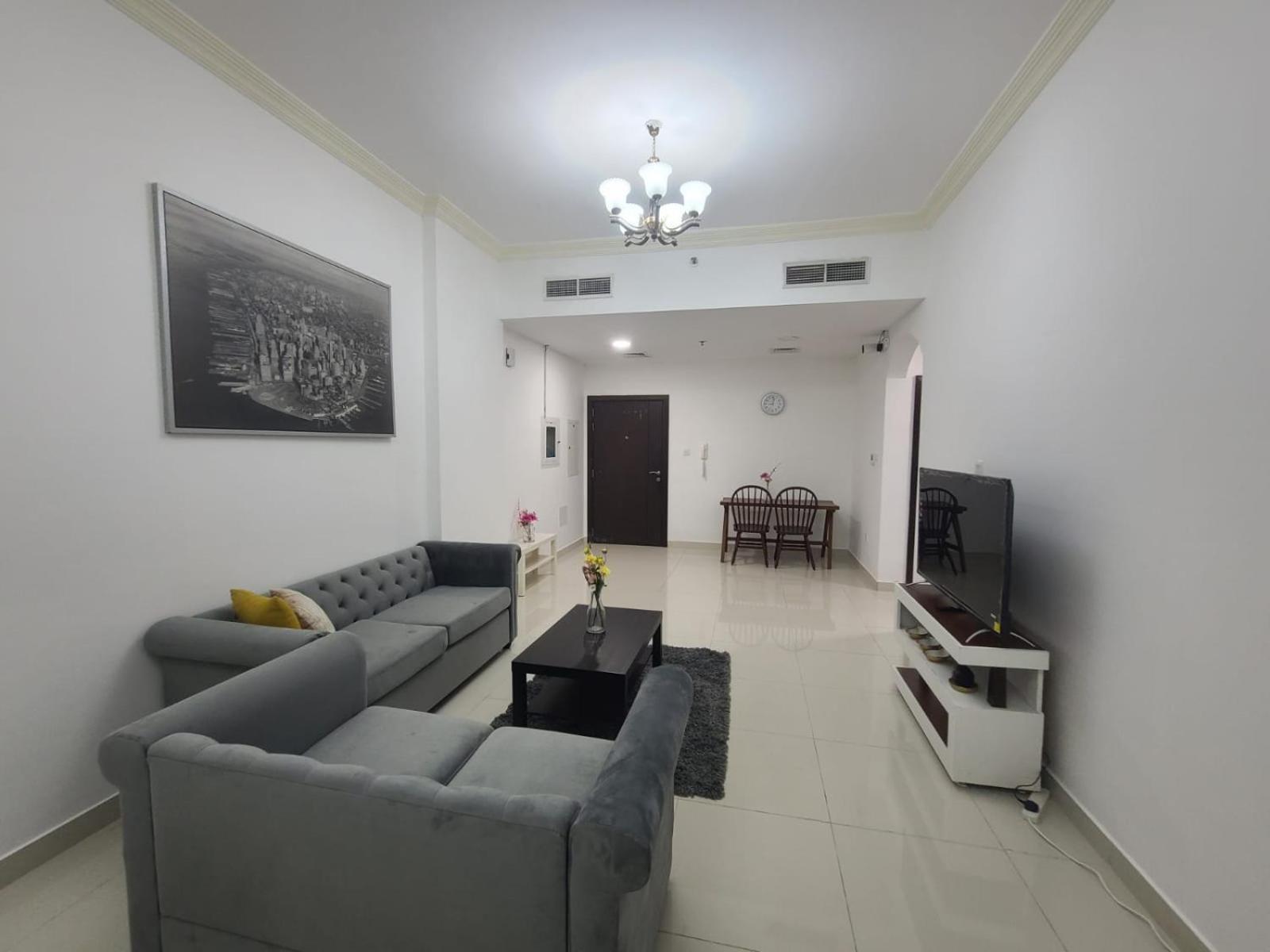 Budget Rental Studio Apartments In Dubai Exterior foto